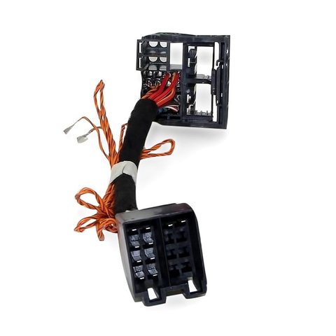 ISO QuadLock Adapter with Can Bus Wiring for Connecting RCD510, RCD 310, RNS 510 Head Units in Skoda Volkswagen
